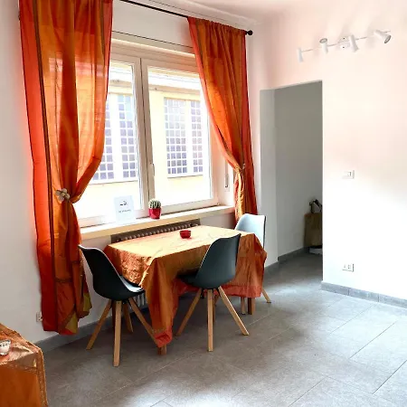 Apartamento Red House Chieri